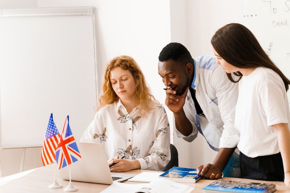 UK vs US for Company Formation: Where Should You Incorporate a Company as a Foreigner?