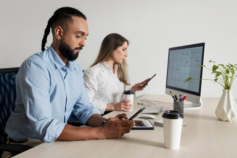 Can I Use a UK Company to Run a SaaS Business?