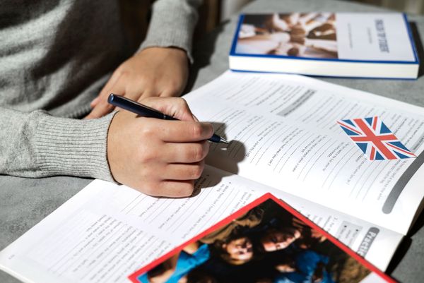 How to Register a UK Company from Pakistan: The Ultimate 2025 Guide