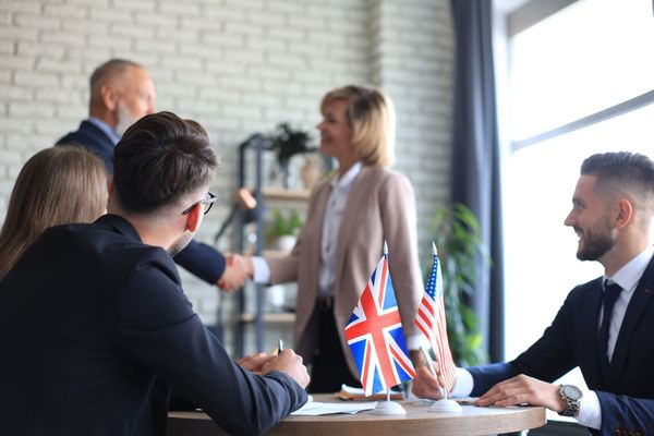 How to Register a UK Company from the US: The Ultimate 2025 Guide
