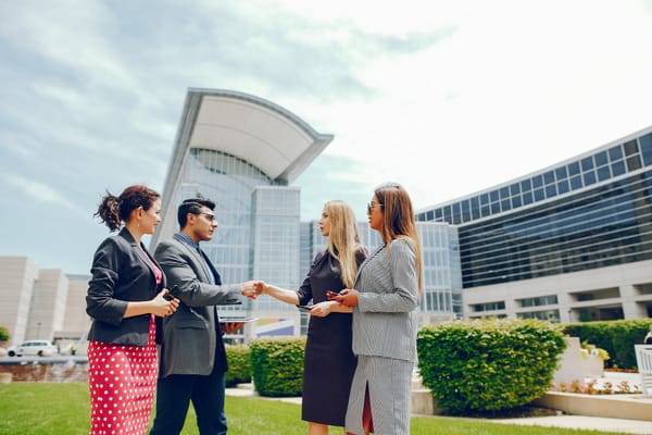Best UK Company Structure for Non-Residents in 2026: A Practical Guide for International Founders